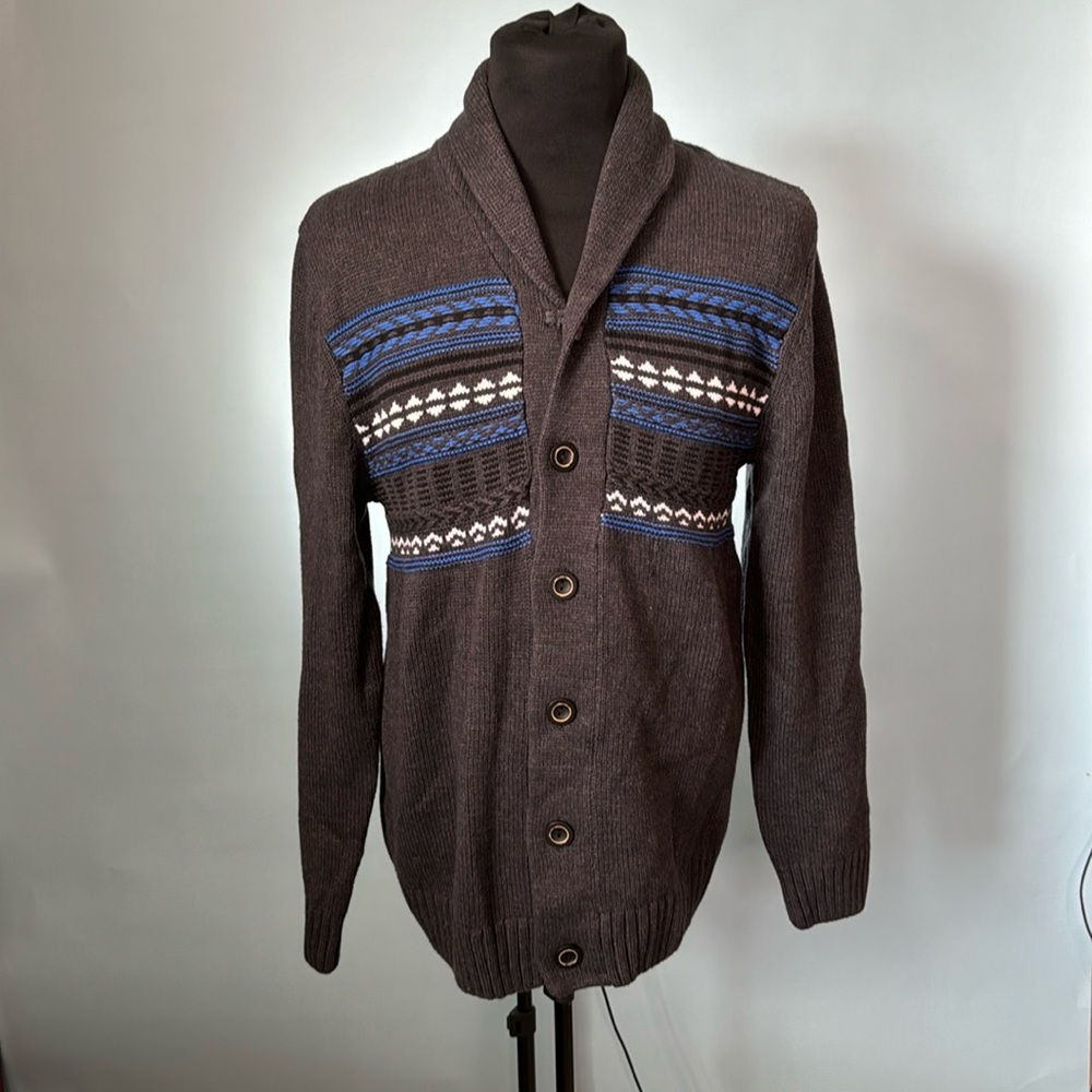 Urban Pipeline Sweaters Size Large